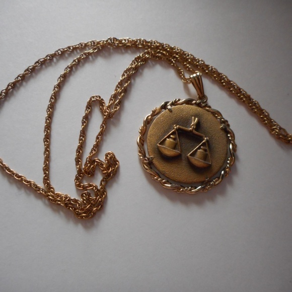 Elegant Gold Libra Pendant Necklace - Picture 4 of 4